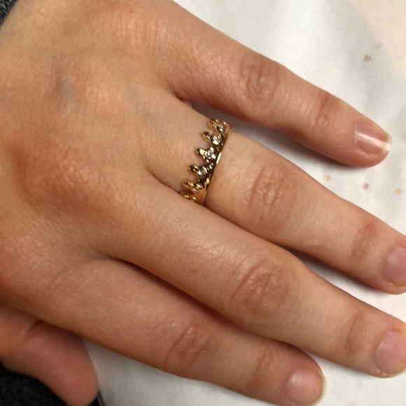 👑 Gold Crown Ring Size 5.5 - Picture 5 of 5